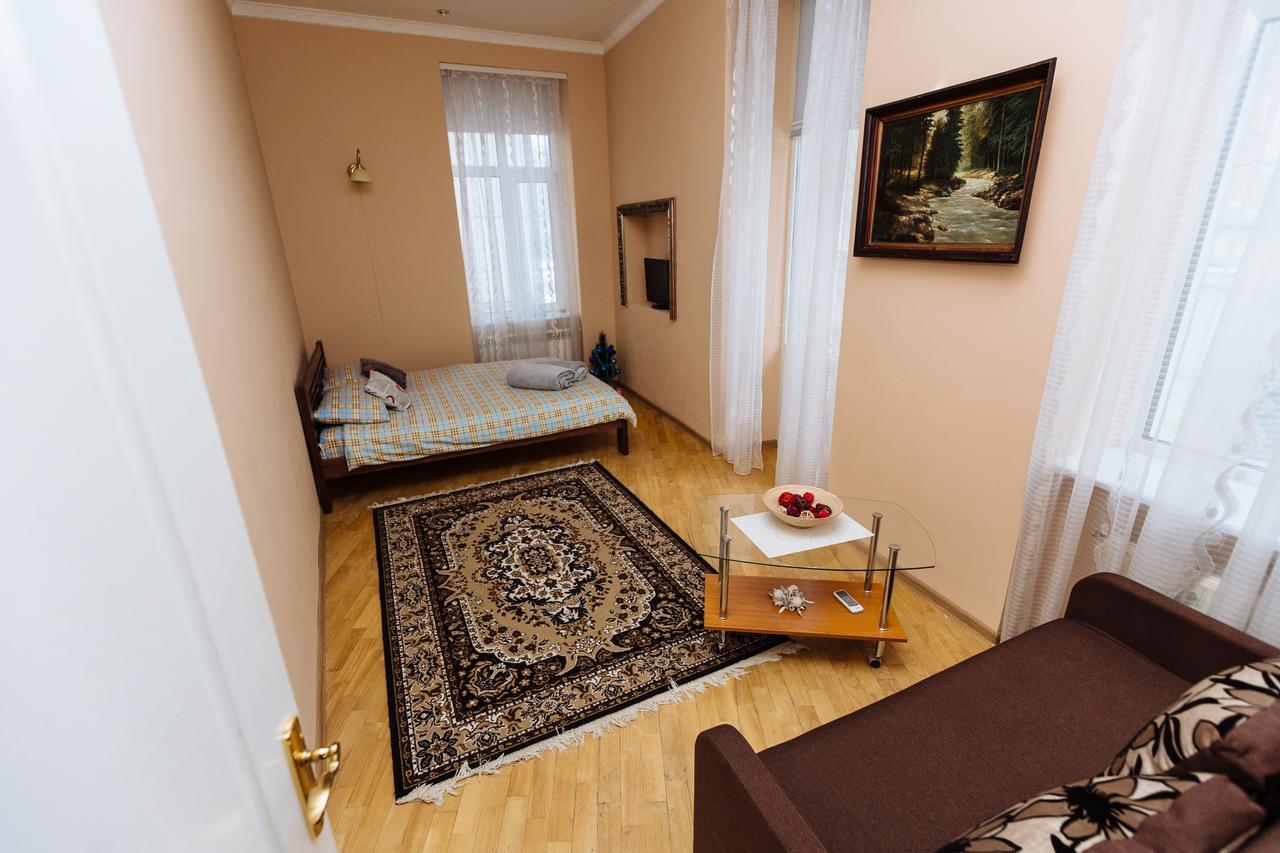 Apartments On Teatralna 26 Lviv Eksteriør bilde